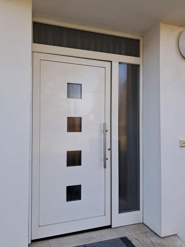 Prenájom domu 130 m², pozemek 237 m², Planegg, Bavorsko Prenájom domu 130 m², pozemek 237 m², Planegg, Bavorsko