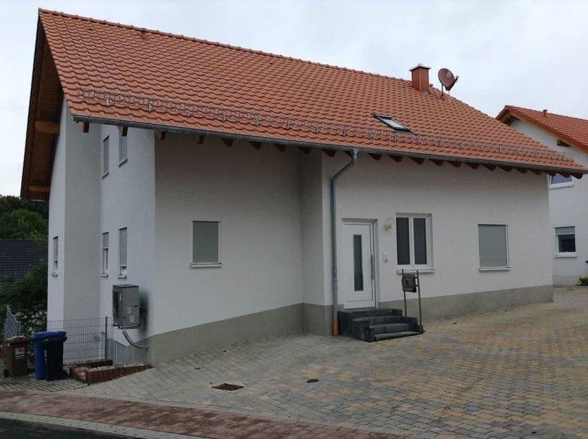 Prenájom domu 255 m², pozemek 300 m², Kirchstr. 16b, Reichenbach-Steegen, Porýnie-Falcko Prenájom domu 255 m², pozemek 300 m², Kirchstr. 16b, Reichenbach-Steegen, Porýnie-Falcko