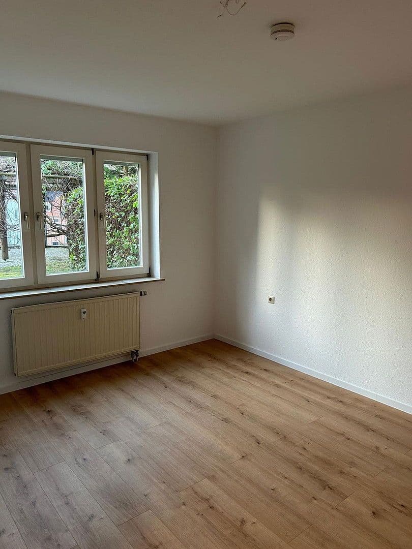 Prenájom bytu 2-izbový 57 m², Böblingen, Bádensko-Wurttembersko Prenájom bytu 2-izbový 57 m², Böblingen, Bádensko-Wurttembersko