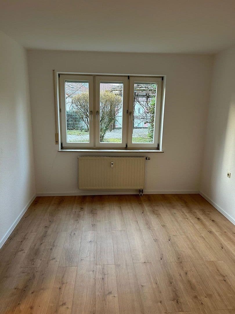 Prenájom bytu 2-izbový 57 m², Böblingen, Bádensko-Wurttembersko Prenájom bytu 2-izbový 57 m², Böblingen, Bádensko-Wurttembersko