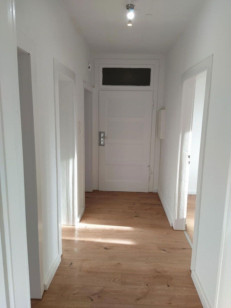 Prenájom bytu 3-izbový 65 m², Zeppelinstraße 139, Mönchengladbach, Severné Porýnie - Westfálsko Prenájom bytu 3-izbový 65 m², Zeppelinstraße 139, Mönchengladbach, Severné Porýnie - Westfálsko