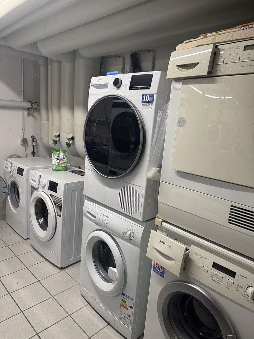 Prenájom bytu 2-izbový 57 m², Gärtnerstraße 31, Augsburg, Bavorsko Prenájom bytu 2-izbový 57 m², Gärtnerstraße 31, Augsburg, Bavorsko