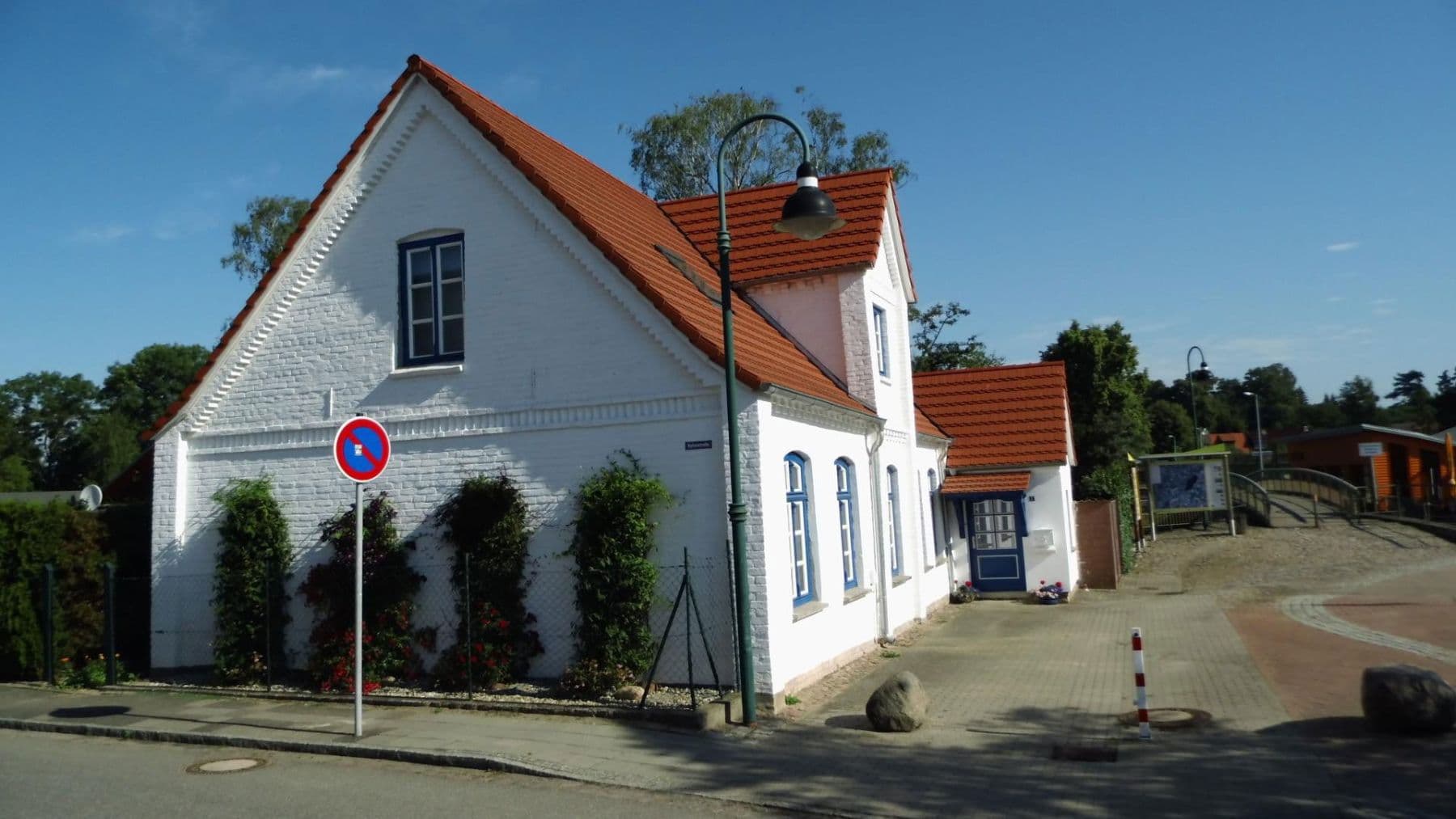 Predaj domu 161 m², pozemek 720 m², Hafenstraße 1, Neukalen, Meklenbursko-Predpomoransko Predaj domu 161 m², pozemek 720 m², Hafenstraße 1, Neukalen, Meklenbursko-Predpomoransko