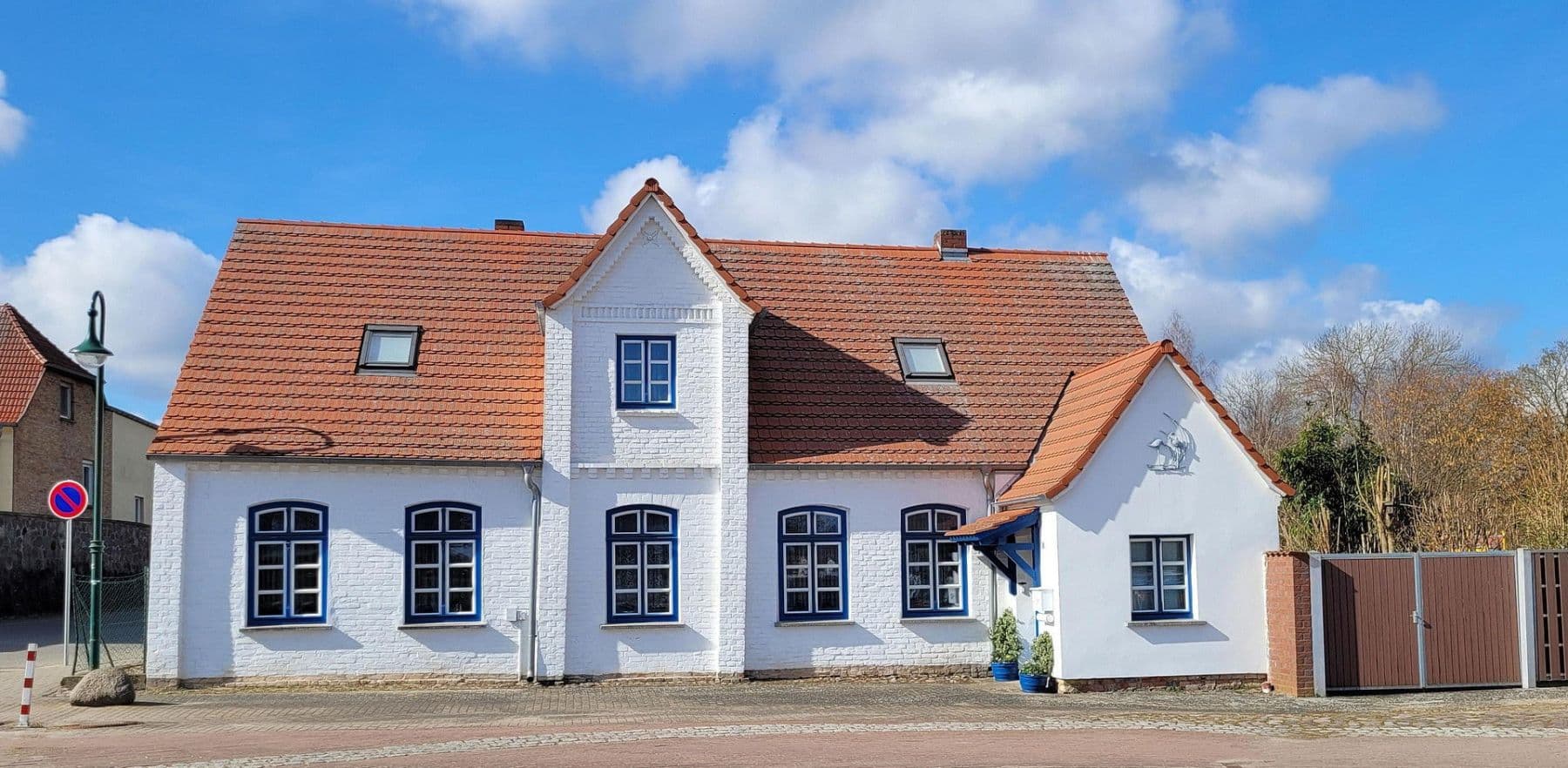 Predaj domu 161 m², pozemek 720 m², Hafenstraße 1, Neukalen, Meklenbursko-Predpomoransko Predaj domu 161 m², pozemek 720 m², Hafenstraße 1, Neukalen, Meklenbursko-Predpomoransko