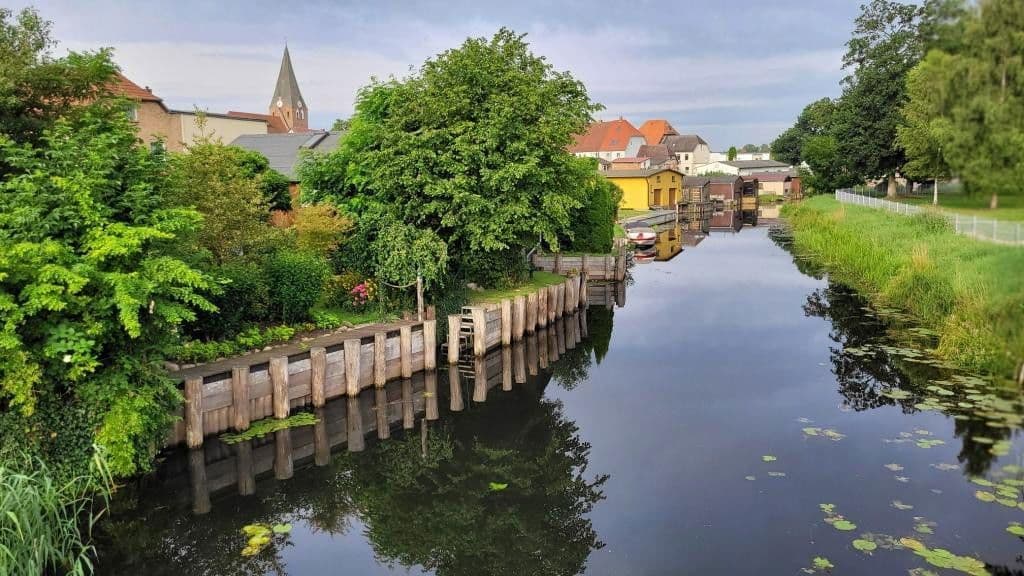 Predaj domu 161 m², pozemek 720 m², Hafenstraße 1, Neukalen, Meklenbursko-Predpomoransko Predaj domu 161 m², pozemek 720 m², Hafenstraße 1, Neukalen, Meklenbursko-Predpomoransko