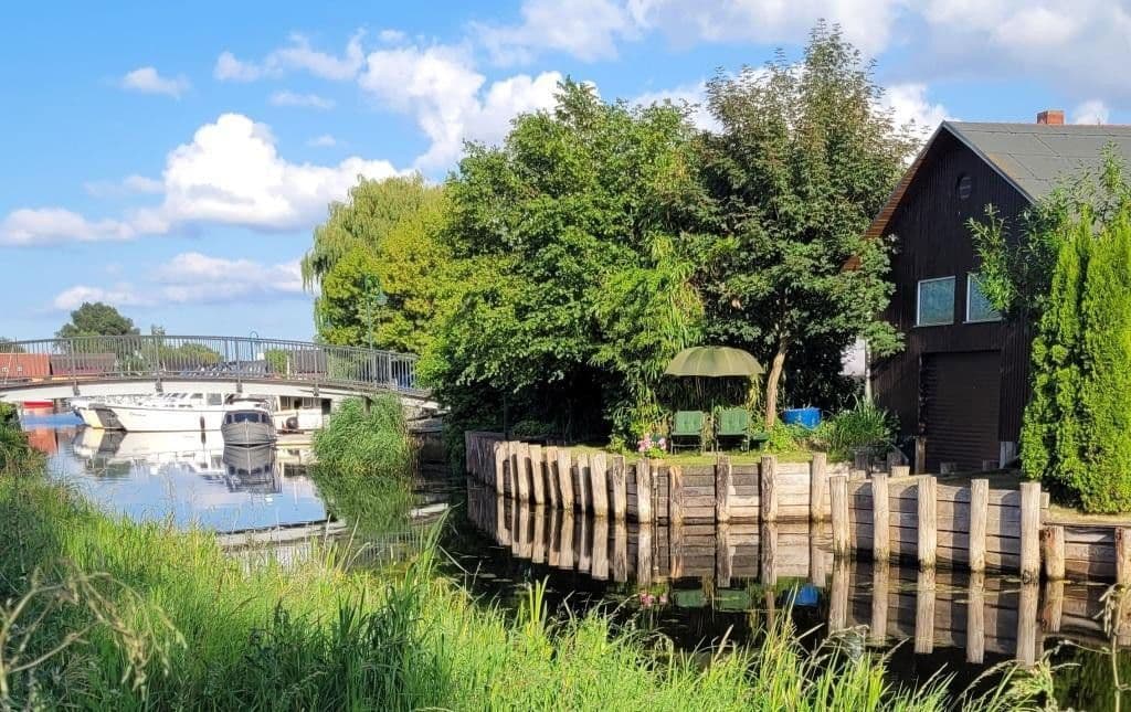 Predaj domu 161 m², pozemek 720 m², Hafenstraße 1, Neukalen, Meklenbursko-Predpomoransko Predaj domu 161 m², pozemek 720 m², Hafenstraße 1, Neukalen, Meklenbursko-Predpomoransko