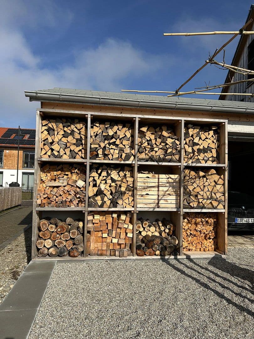 Predaj domu 170 m², pozemek 503 m², Moosach, Bavorsko Predaj domu 170 m², pozemek 503 m², Moosach, Bavorsko