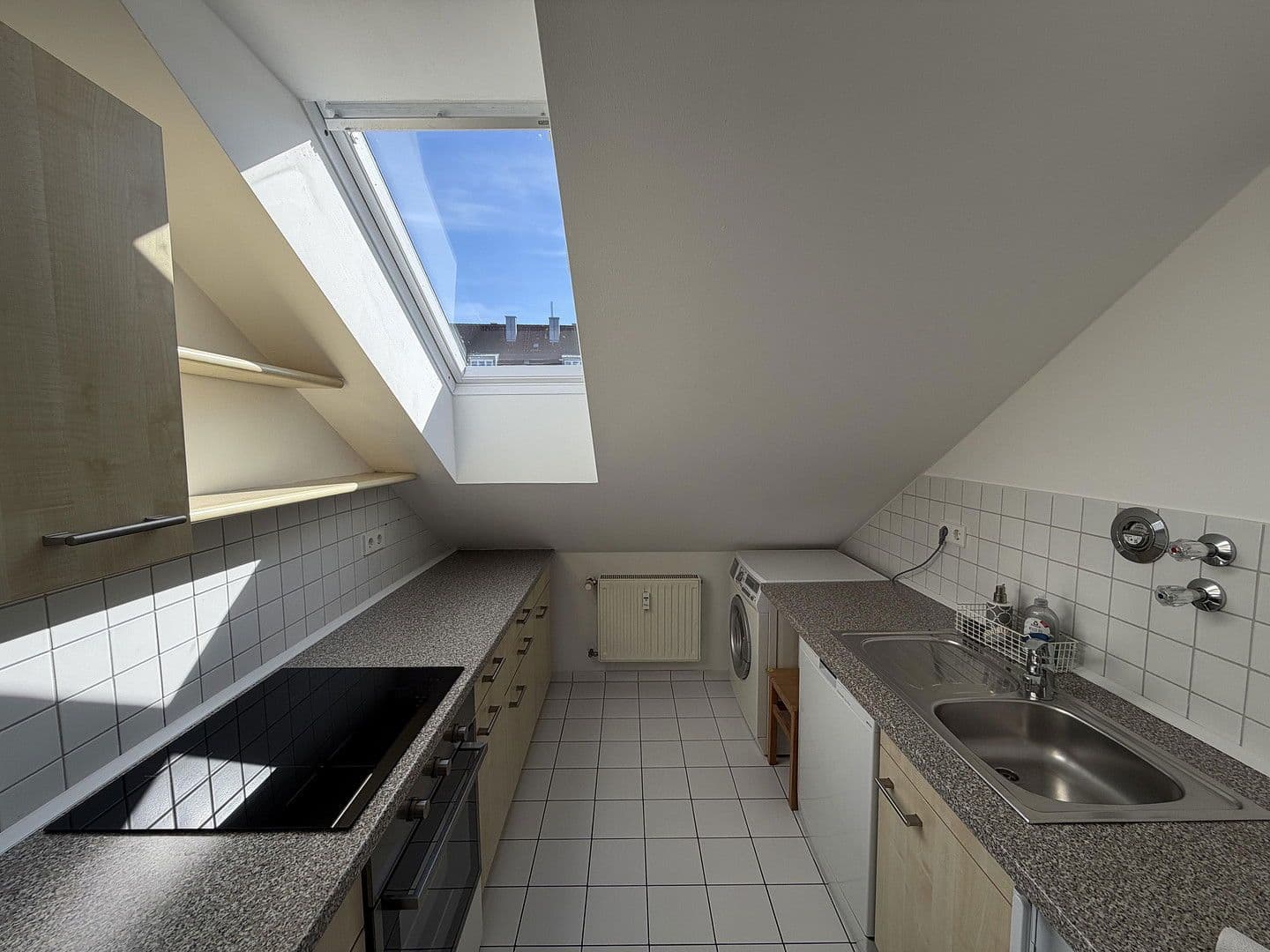 Prenájom bytu 3-izbový 60 m², München, Bavorsko Prenájom bytu 3-izbový 60 m², München, Bavorsko