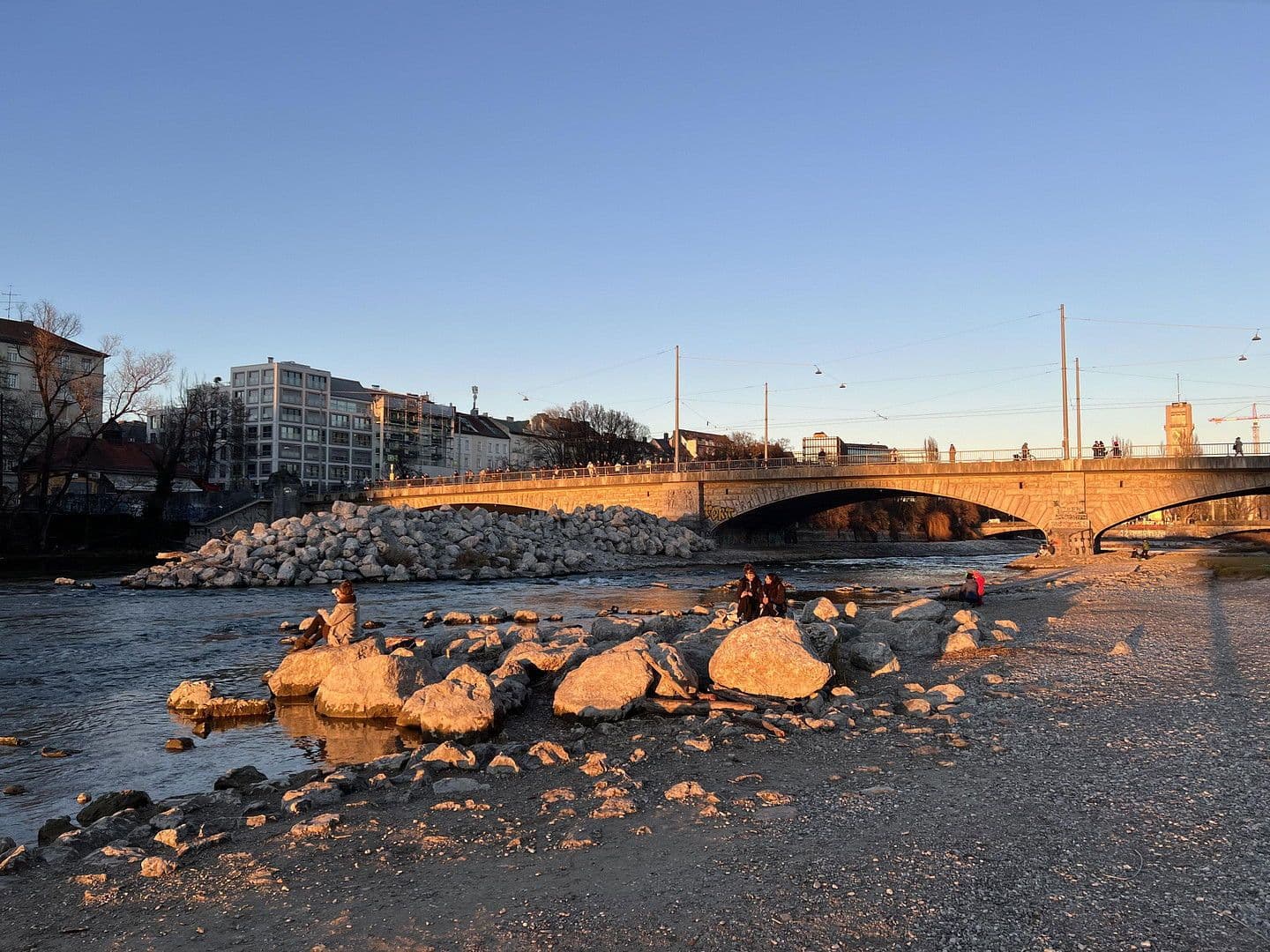 Prenájom bytu 3-izbový 60 m², München, Bavorsko Prenájom bytu 3-izbový 60 m², München, Bavorsko