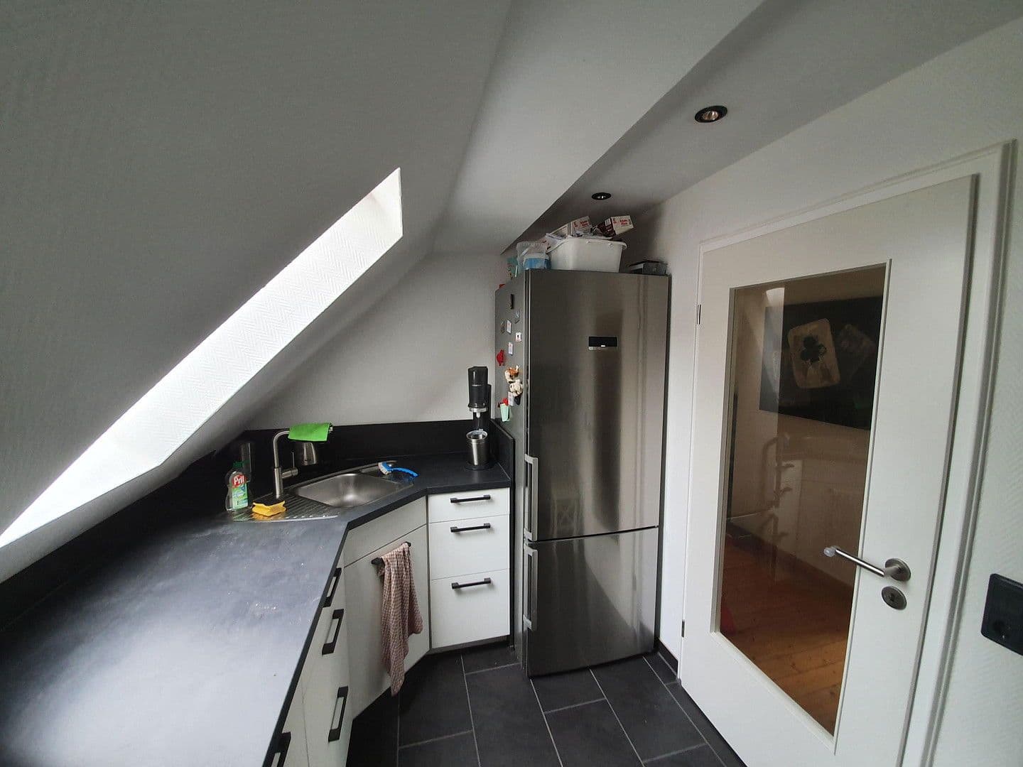 Predaj domu 110 m², pozemek 493 m², Anemonenweg 9a, Laatzen, Dolné Sasko Predaj domu 110 m², pozemek 493 m², Anemonenweg 9a, Laatzen, Dolné Sasko