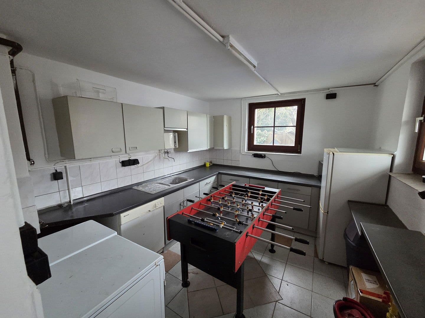 Predaj domu 110 m², pozemek 493 m², Anemonenweg 9a, Laatzen, Dolné Sasko Predaj domu 110 m², pozemek 493 m², Anemonenweg 9a, Laatzen, Dolné Sasko