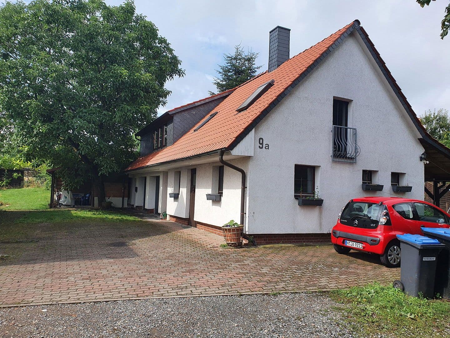 Predaj domu 110 m², pozemek 493 m², Anemonenweg 9a, Laatzen, Dolné Sasko Predaj domu 110 m², pozemek 493 m², Anemonenweg 9a, Laatzen, Dolné Sasko