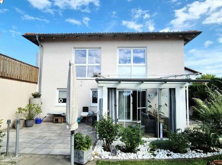 Prenájom bytu 3-izbový 90 m², Bad Griesbach i.Rottal, Bavorsko Prenájom bytu 3-izbový 90 m², Bad Griesbach i.Rottal, Bavorsko