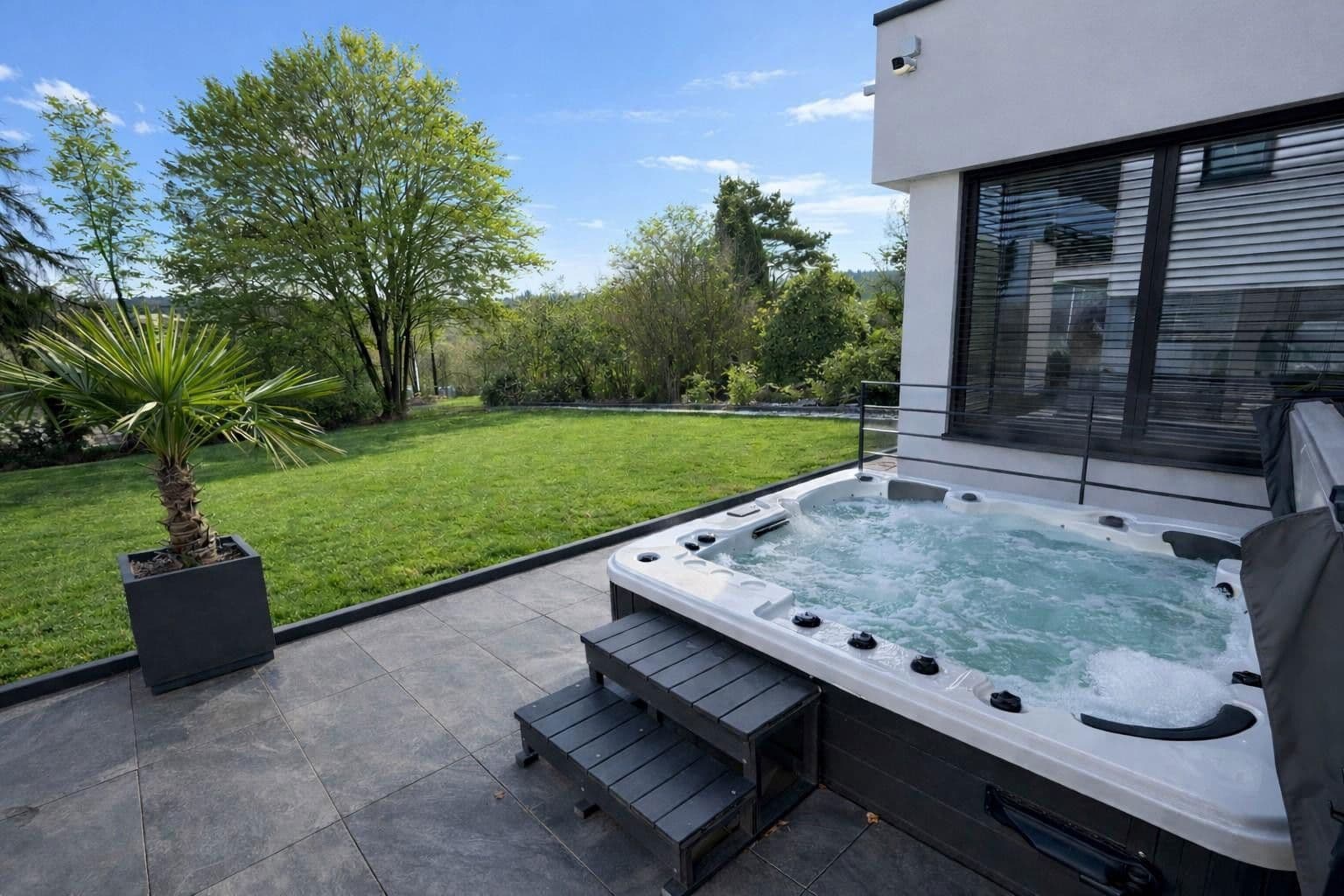 Predaj domu 306 m², pozemek 1.400 m², Ilsfeld, Bádensko-Wurttembersko Predaj domu 306 m², pozemek 1.400 m², Ilsfeld, Bádensko-Wurttembersko