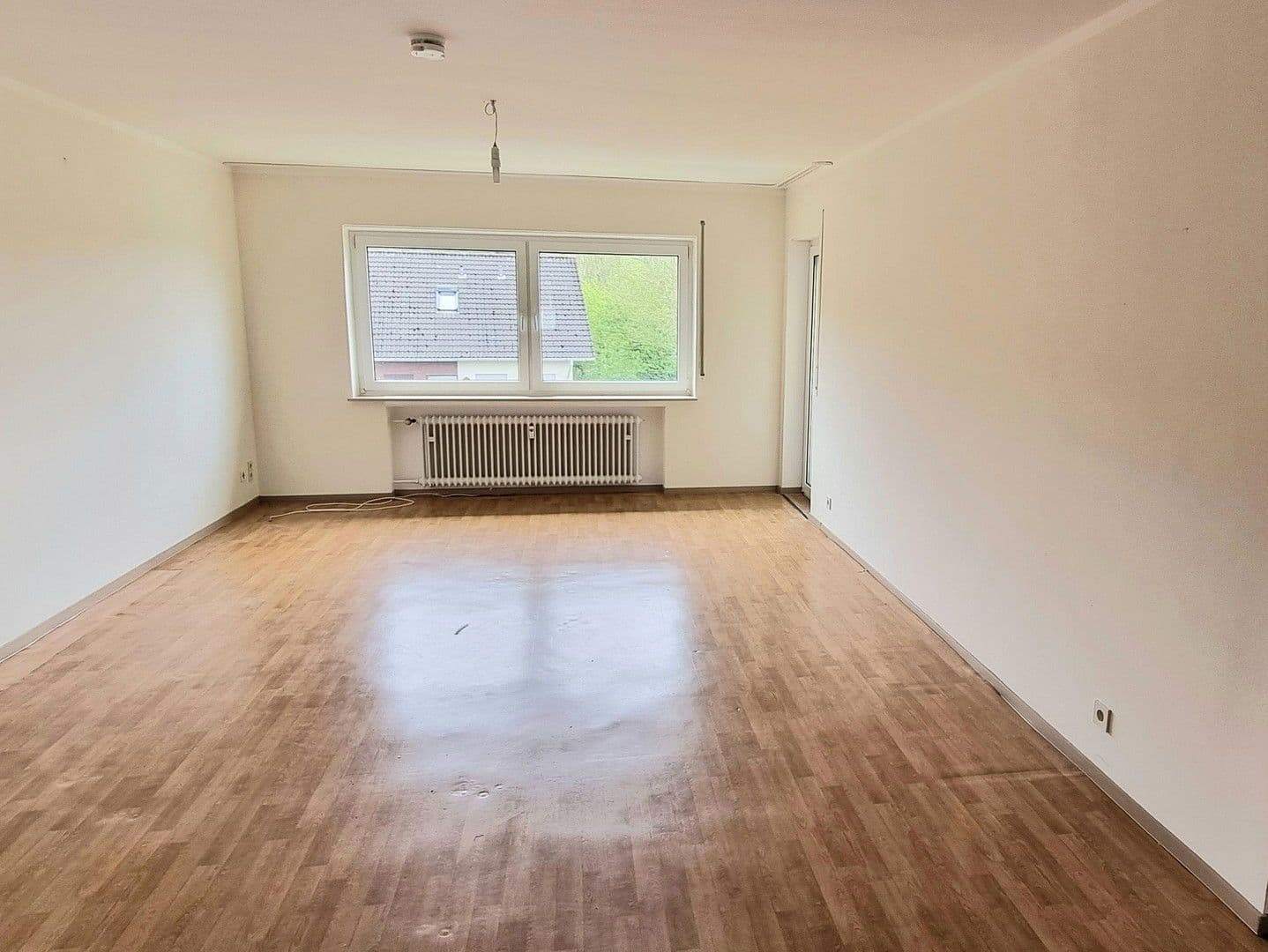 Prenájom bytu 4-izbový 96 m², Lügde, Severné Porýnie - Westfálsko Prenájom bytu 4-izbový 96 m², Lügde, Severné Porýnie - Westfálsko