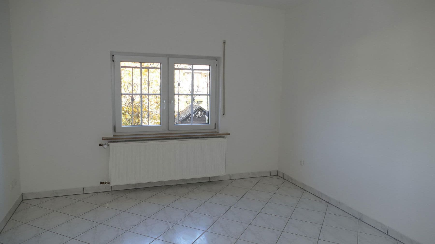 Predaj domu 139 m², pozemek 744 m², Enzenberg 4, Jünkerath, Porýnie-Falcko Predaj domu 139 m², pozemek 744 m², Enzenberg 4, Jünkerath, Porýnie-Falcko