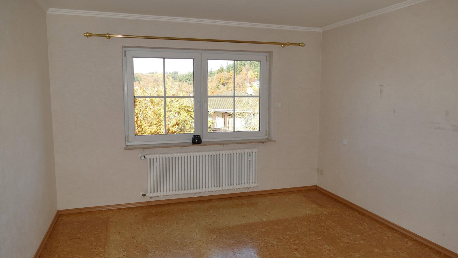 Predaj domu 139 m², pozemek 744 m², Enzenberg 4, Jünkerath, Porýnie-Falcko Predaj domu 139 m², pozemek 744 m², Enzenberg 4, Jünkerath, Porýnie-Falcko