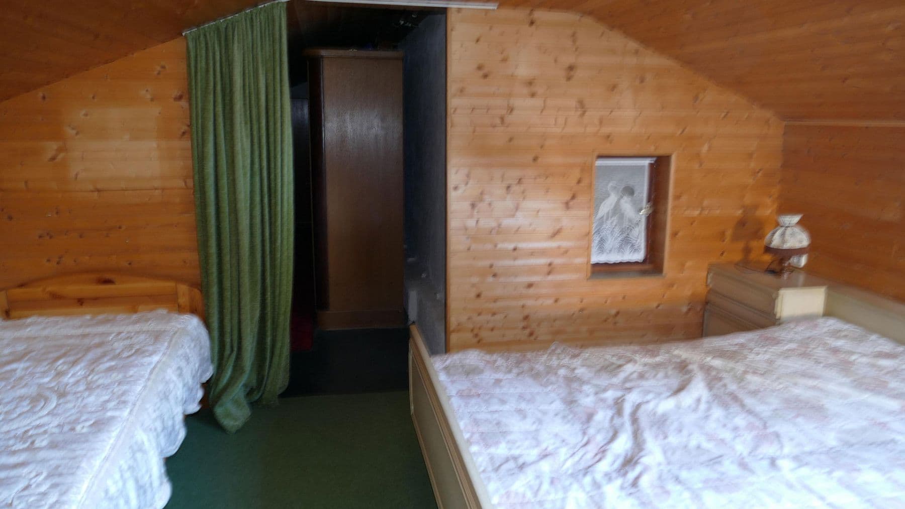 Predaj domu 139 m², pozemek 744 m², Enzenberg 4, Jünkerath, Porýnie-Falcko Predaj domu 139 m², pozemek 744 m², Enzenberg 4, Jünkerath, Porýnie-Falcko