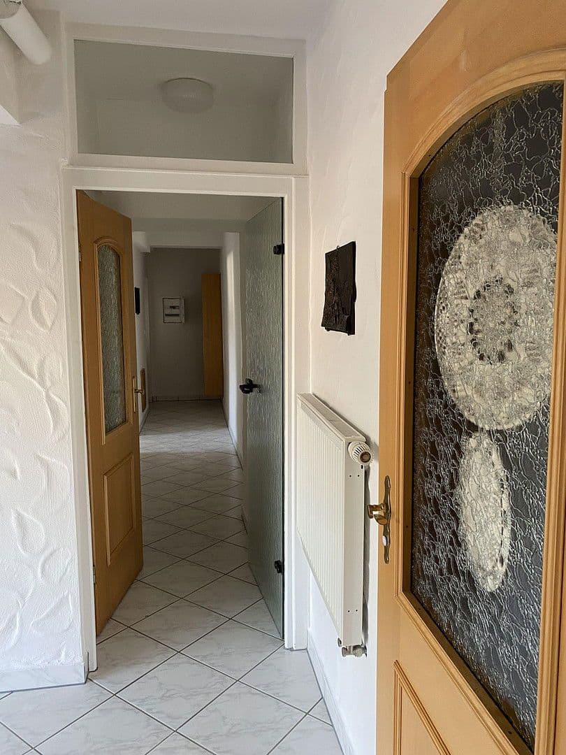 Predaj domu 139 m², pozemek 744 m², Enzenberg 4, Jünkerath, Porýnie-Falcko Predaj domu 139 m², pozemek 744 m², Enzenberg 4, Jünkerath, Porýnie-Falcko