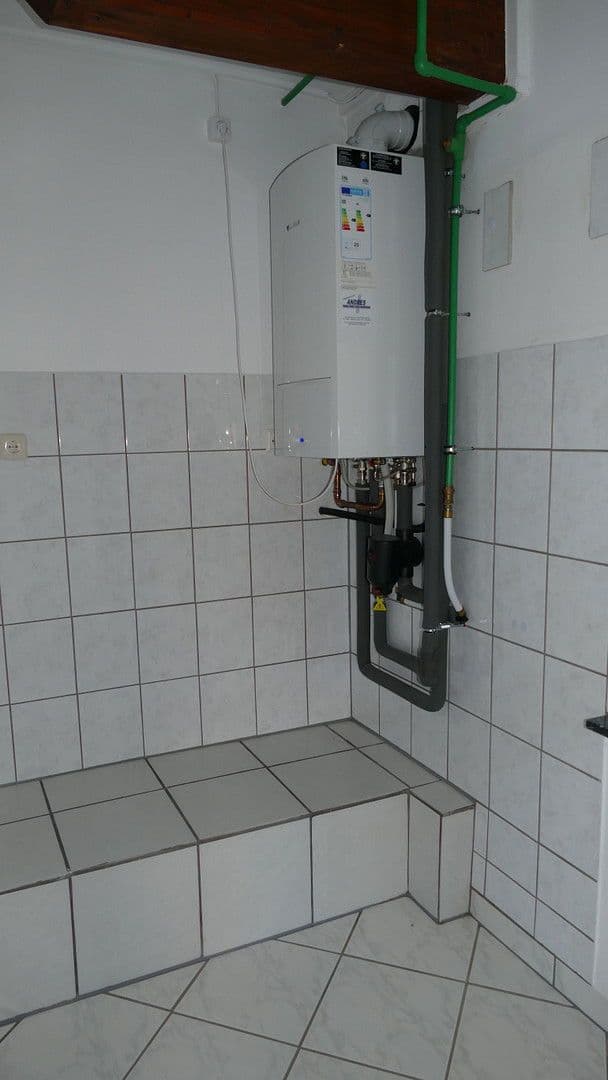 Predaj domu 139 m², pozemek 744 m², Enzenberg 4, Jünkerath, Porýnie-Falcko Predaj domu 139 m², pozemek 744 m², Enzenberg 4, Jünkerath, Porýnie-Falcko
