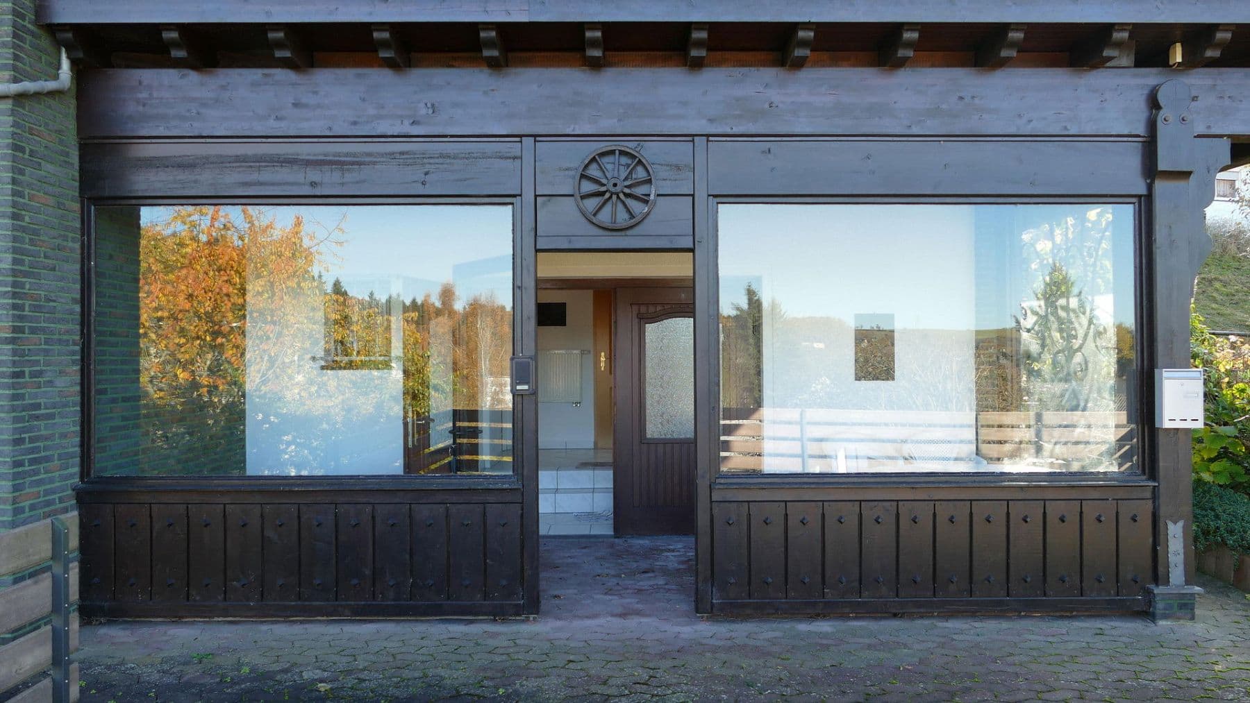 Predaj domu 139 m², pozemek 744 m², Enzenberg 4, Jünkerath, Porýnie-Falcko Predaj domu 139 m², pozemek 744 m², Enzenberg 4, Jünkerath, Porýnie-Falcko