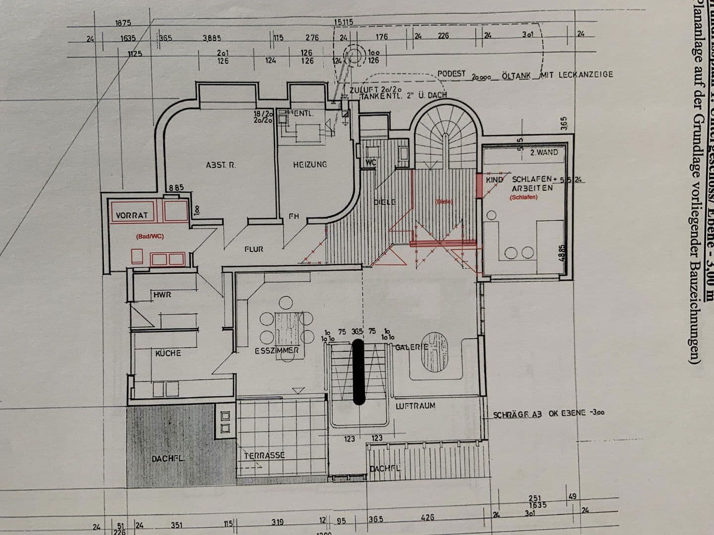 Predaj domu 350 m², pozemek 766 m², Kickelsberg 17, Bad Camberg, Hesensko Predaj domu 350 m², pozemek 766 m², Kickelsberg 17, Bad Camberg, Hesensko