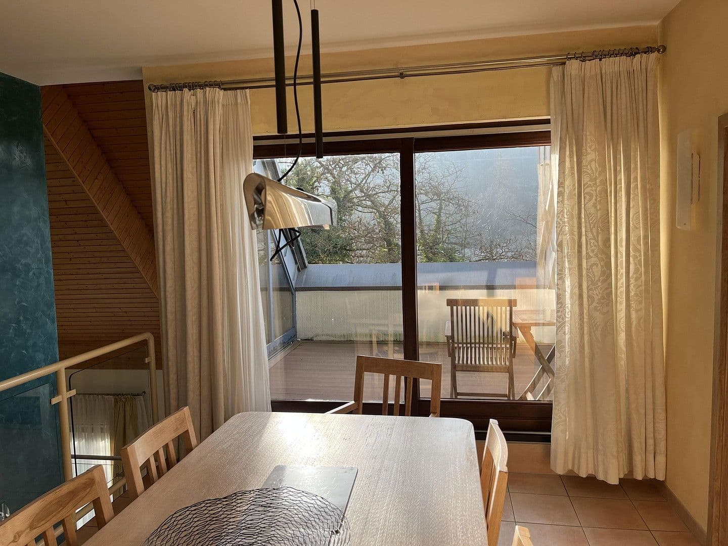 Predaj domu 350 m², pozemek 766 m², Kickelsberg 17, Bad Camberg, Hesensko Predaj domu 350 m², pozemek 766 m², Kickelsberg 17, Bad Camberg, Hesensko