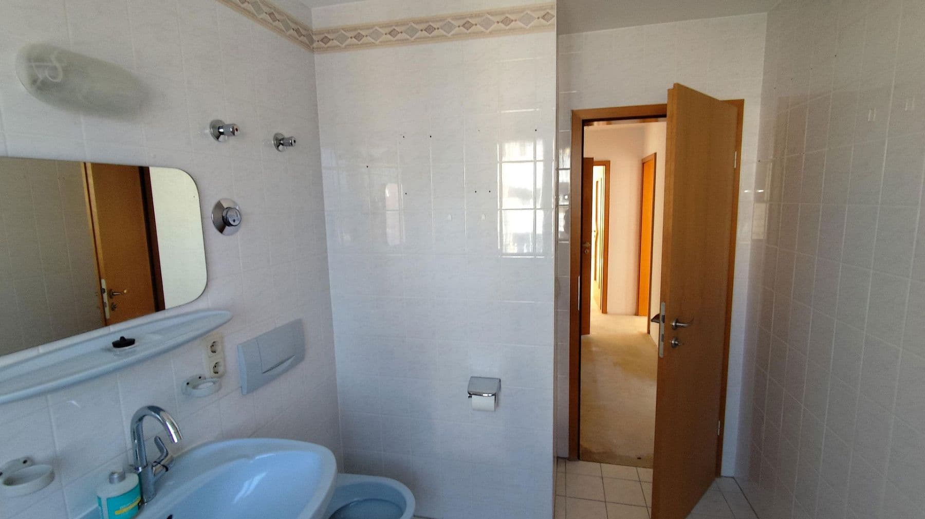 Predaj bytu 3-izbový 76 m², Zum Heiderand 30, Dresden - Weißig, Sasko Predaj bytu 3-izbový 76 m², Zum Heiderand 30, Dresden - Weißig, Sasko