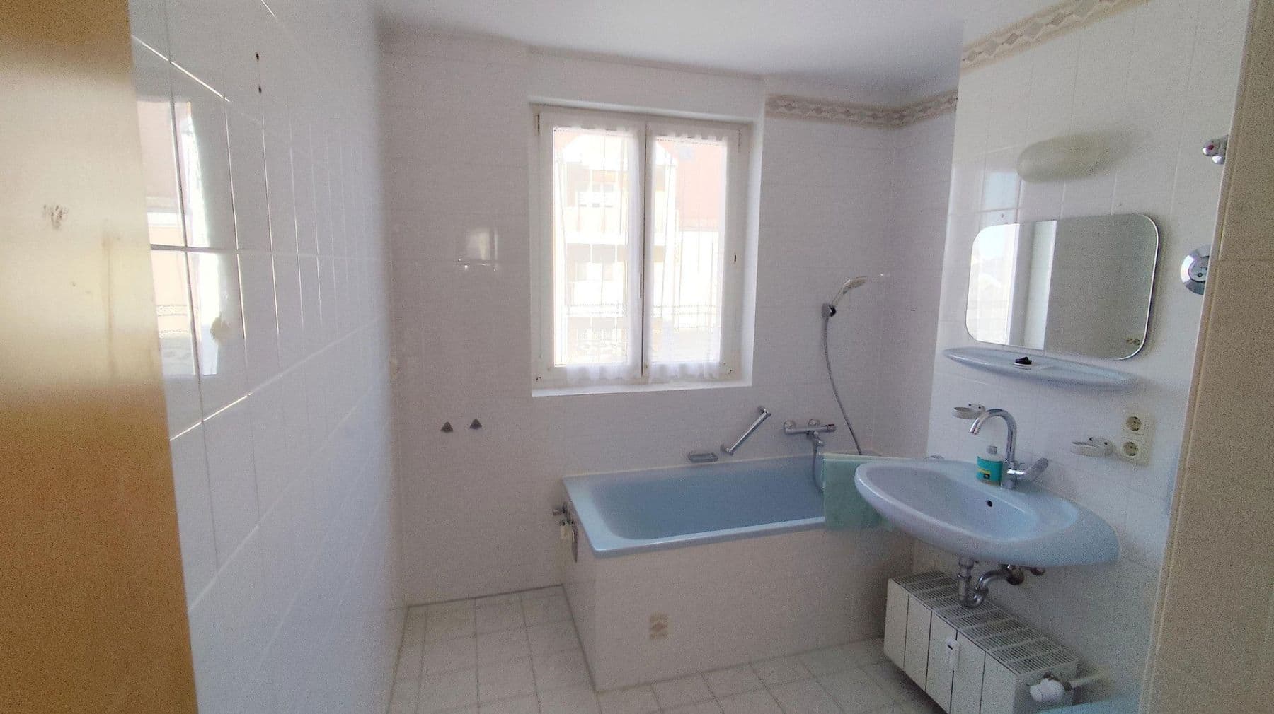 Predaj bytu 3-izbový 76 m², Zum Heiderand 30, Dresden - Weißig, Sasko Predaj bytu 3-izbový 76 m², Zum Heiderand 30, Dresden - Weißig, Sasko