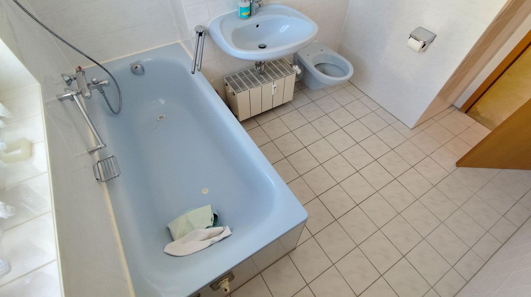 Predaj bytu 3-izbový 76 m², Zum Heiderand 30, Dresden - Weißig, Sasko Predaj bytu 3-izbový 76 m², Zum Heiderand 30, Dresden - Weißig, Sasko