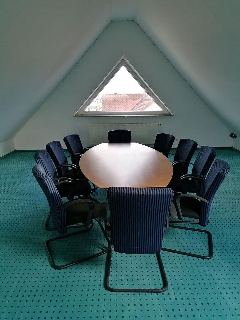 Predaj domu 346 m², pozemek 893 m², Höchstädt an der Donau, Bavorsko Predaj domu 346 m², pozemek 893 m², Höchstädt an der Donau, Bavorsko