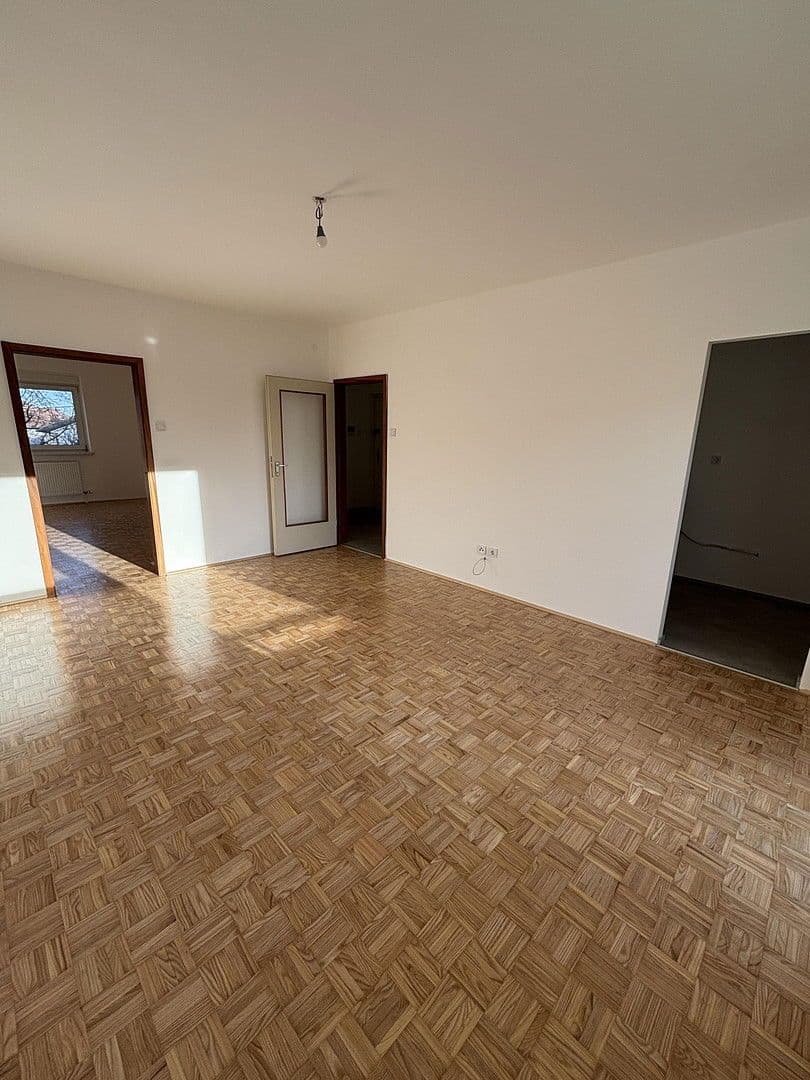 Prenájom bytu 3-izbový 58 m², Bahnhofstraße 13, Enns, Horné Rakúsko Prenájom bytu 3-izbový 58 m², Bahnhofstraße 13, Enns, Horné Rakúsko