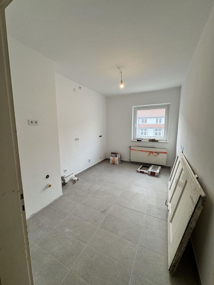 Prenájom bytu 3-izbový 80 m², Hannover, Dolné Sasko Prenájom bytu 3-izbový 80 m², Hannover, Dolné Sasko