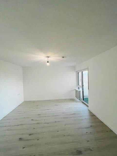 Predaj bytu 3-izbový 108 m², Laichingen, Bádensko-Wurttembersko Predaj bytu 3-izbový 108 m², Laichingen, Bádensko-Wurttembersko