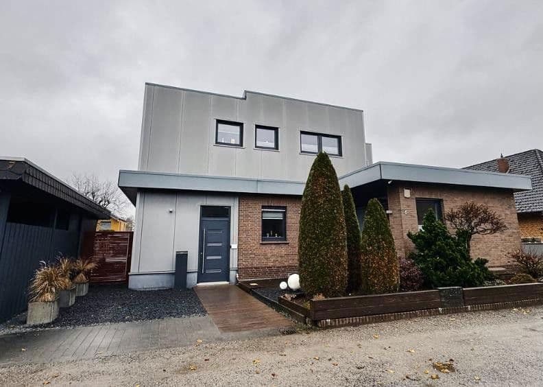 Predaj domu 210 m², pozemek 747 m², Wardenburg, Dolné Sasko Predaj domu 210 m², pozemek 747 m², Wardenburg, Dolné Sasko