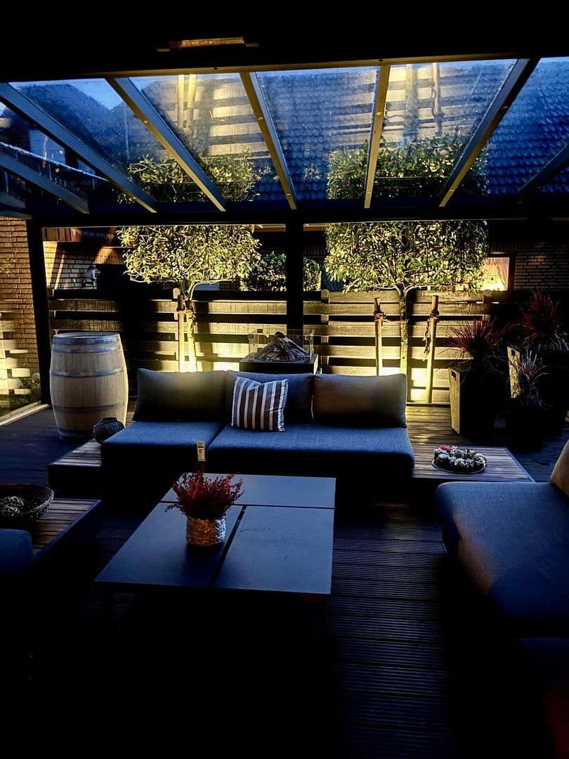 Predaj domu 210 m², pozemek 747 m², Wardenburg, Dolné Sasko Predaj domu 210 m², pozemek 747 m², Wardenburg, Dolné Sasko