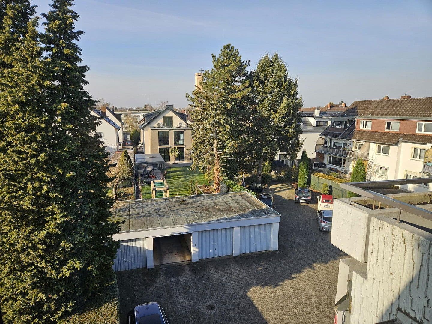 Prenájom bytu 3-izbový 105 m², Hugenottenallee 95-97, Neu-Isenburg, Hesensko Prenájom bytu 3-izbový 105 m², Hugenottenallee 95-97, Neu-Isenburg, Hesensko