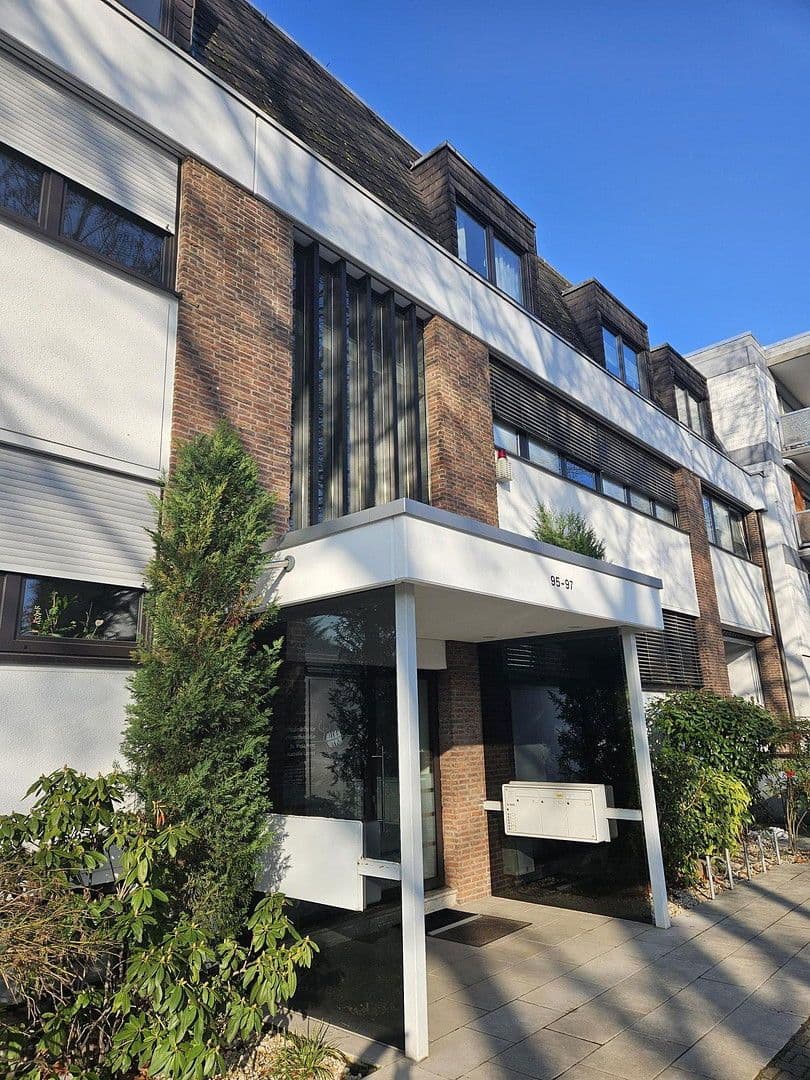 Prenájom bytu 3-izbový 105 m², Hugenottenallee 95-97, Neu-Isenburg, Hesensko Prenájom bytu 3-izbový 105 m², Hugenottenallee 95-97, Neu-Isenburg, Hesensko