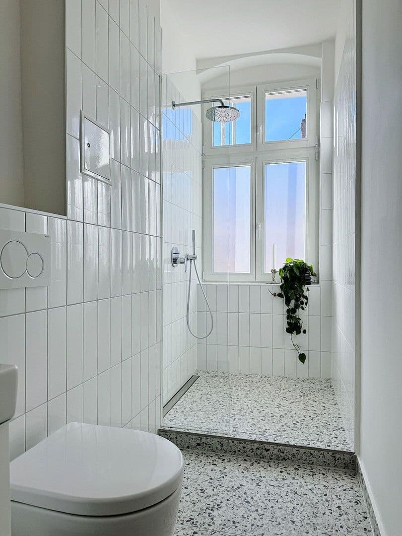 Predaj bytu 2-izbový 65 m², Berlin, Berlín Predaj bytu 2-izbový 65 m², Berlin, Berlín