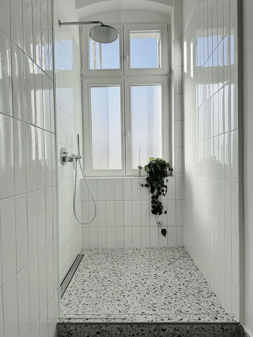 Predaj bytu 2-izbový 65 m², Berlin, Berlín Predaj bytu 2-izbový 65 m², Berlin, Berlín