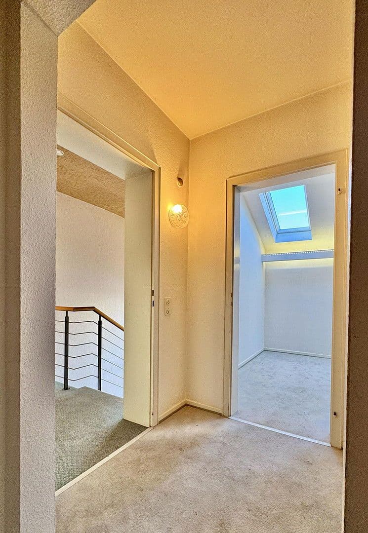 Predaj domu 243 m², pozemek 773 m², Am Neuenhof 7, Aachen, Severné Porýnie - Westfálsko Predaj domu 243 m², pozemek 773 m², Am Neuenhof 7, Aachen, Severné Porýnie - Westfálsko