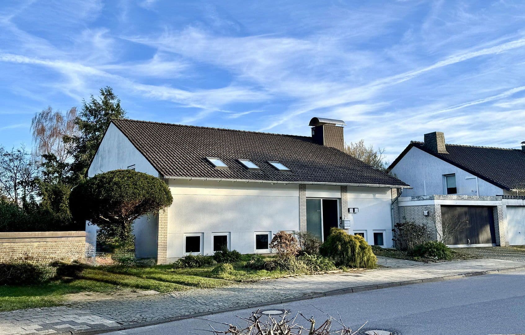 Predaj domu 243 m², pozemek 773 m², Am Neuenhof 7, Aachen, Severné Porýnie - Westfálsko Predaj domu 243 m², pozemek 773 m², Am Neuenhof 7, Aachen, Severné Porýnie - Westfálsko