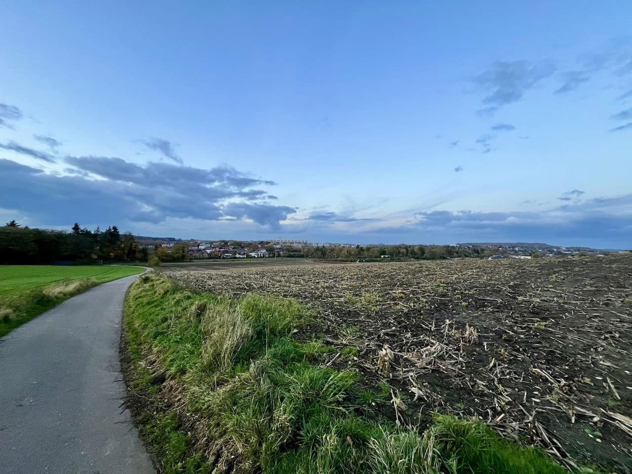 Predaj domu 243 m², pozemek 773 m², Am Neuenhof 7, Aachen, Severné Porýnie - Westfálsko Predaj domu 243 m², pozemek 773 m², Am Neuenhof 7, Aachen, Severné Porýnie - Westfálsko