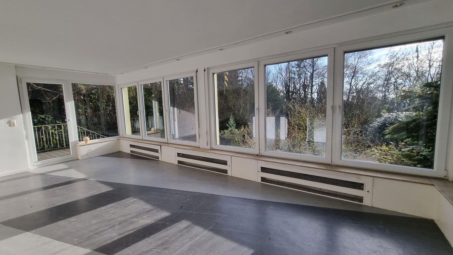 Predaj domu 200 m², pozemek 951 m², Kronberg im Taunus, Hesensko Predaj domu 200 m², pozemek 951 m², Kronberg im Taunus, Hesensko