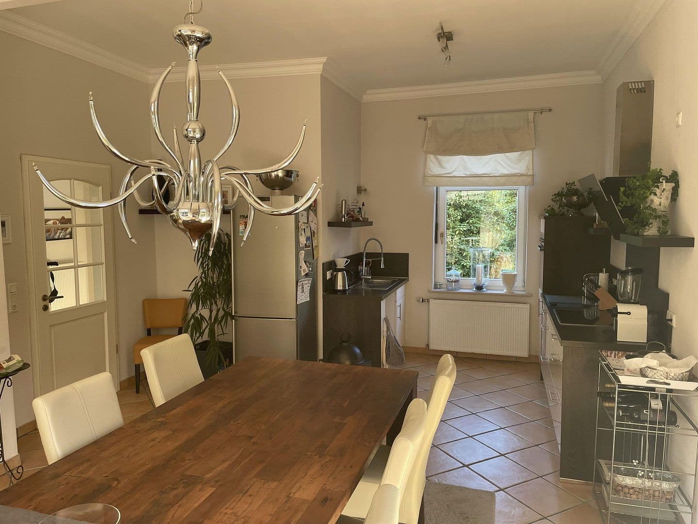 Predaj domu 162 m², pozemek 916 m², Hann. Münden, Dolné Sasko Predaj domu 162 m², pozemek 916 m², Hann. Münden, Dolné Sasko