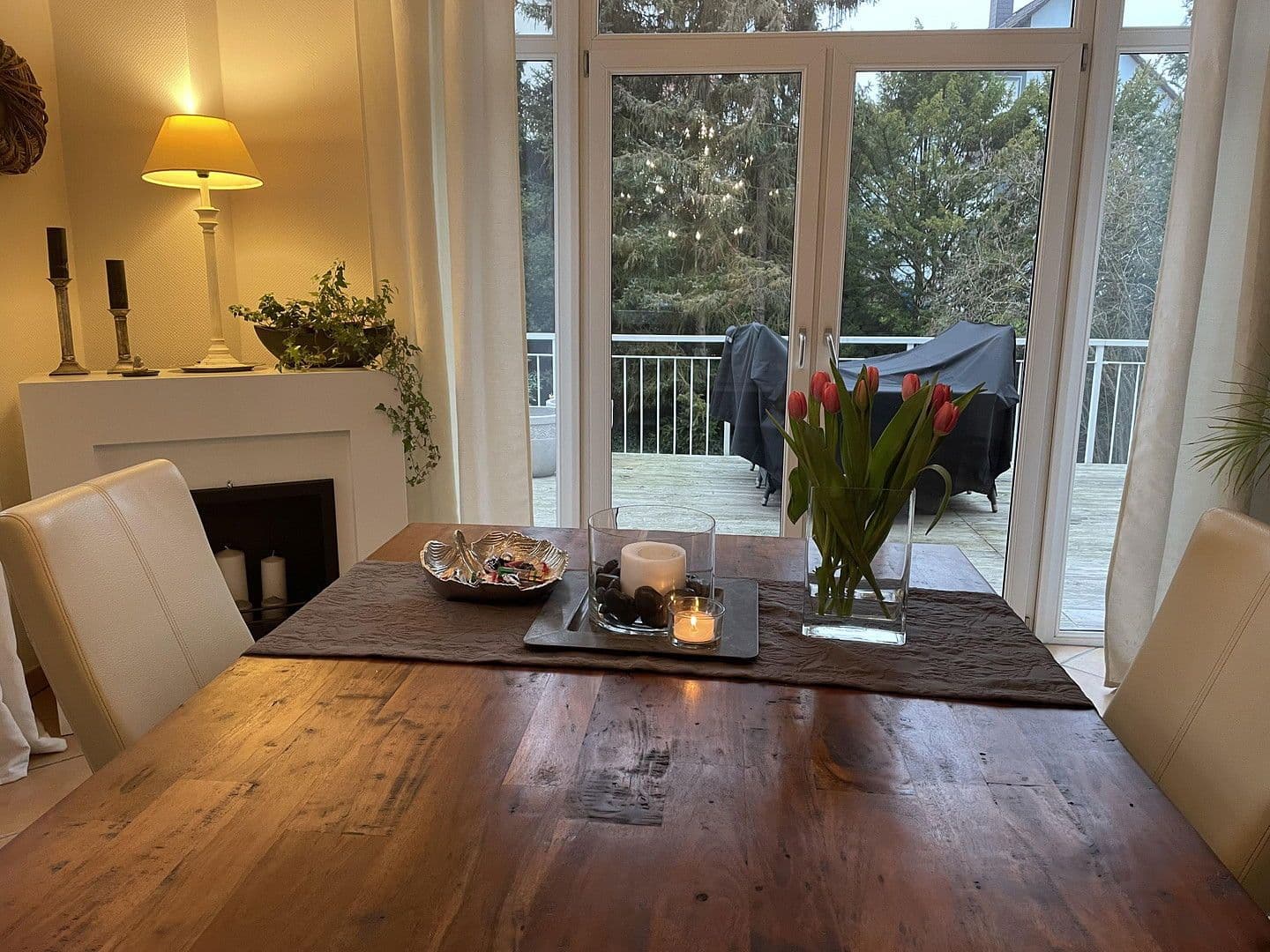 Predaj domu 162 m², pozemek 916 m², Hann. Münden, Dolné Sasko Predaj domu 162 m², pozemek 916 m², Hann. Münden, Dolné Sasko