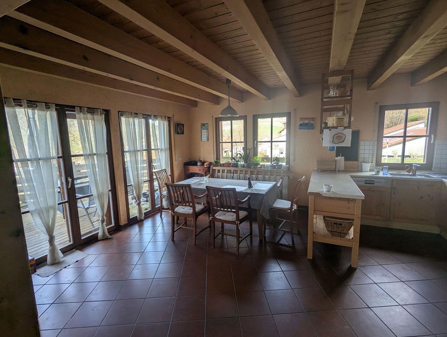 Predaj domu 225 m², pozemek 640 m², Lauterstein, Bádensko-Wurttembersko Predaj domu 225 m², pozemek 640 m², Lauterstein, Bádensko-Wurttembersko