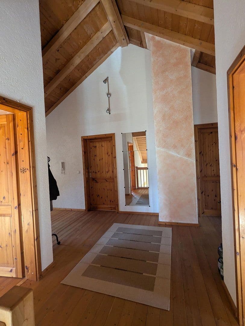 Predaj domu 225 m², pozemek 640 m², Lauterstein, Bádensko-Wurttembersko Predaj domu 225 m², pozemek 640 m², Lauterstein, Bádensko-Wurttembersko
