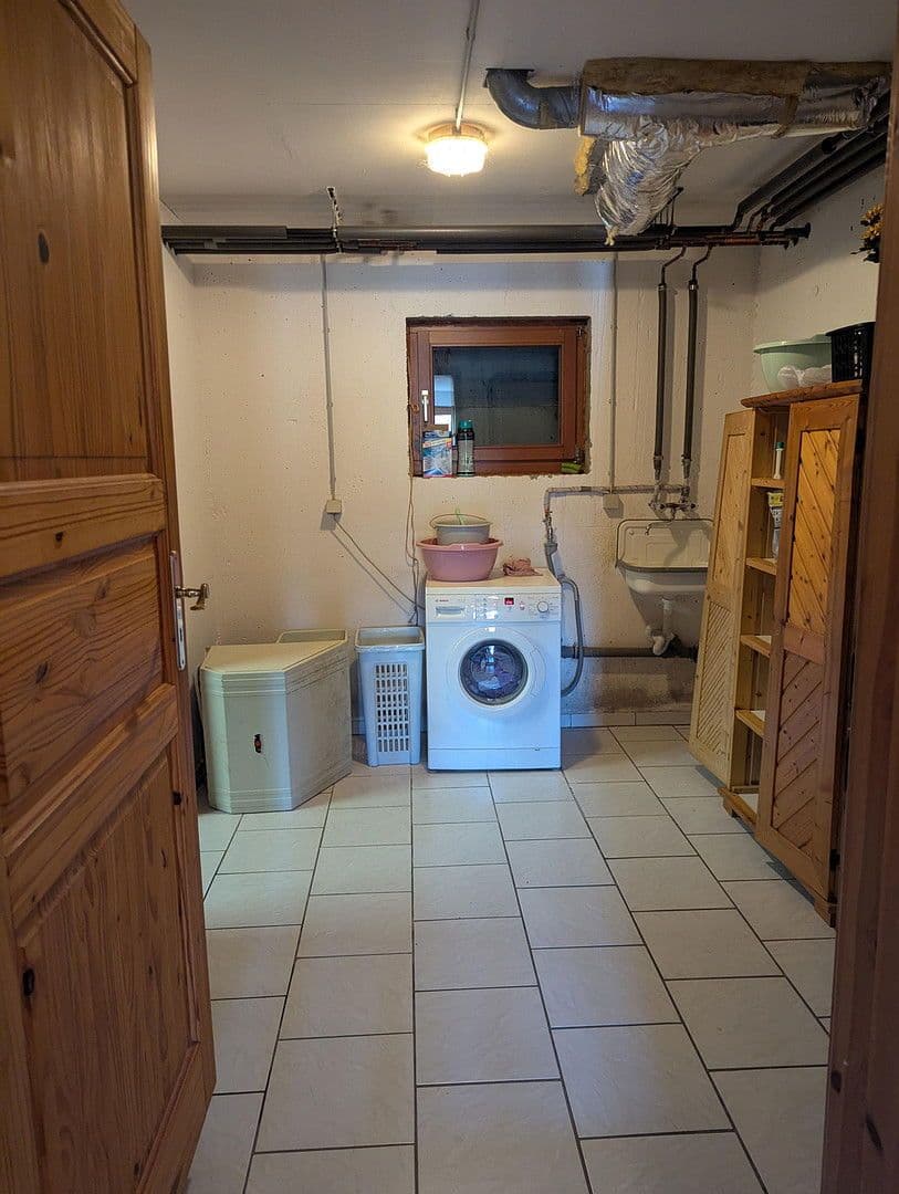 Predaj domu 225 m², pozemek 640 m², Lauterstein, Bádensko-Wurttembersko Predaj domu 225 m², pozemek 640 m², Lauterstein, Bádensko-Wurttembersko