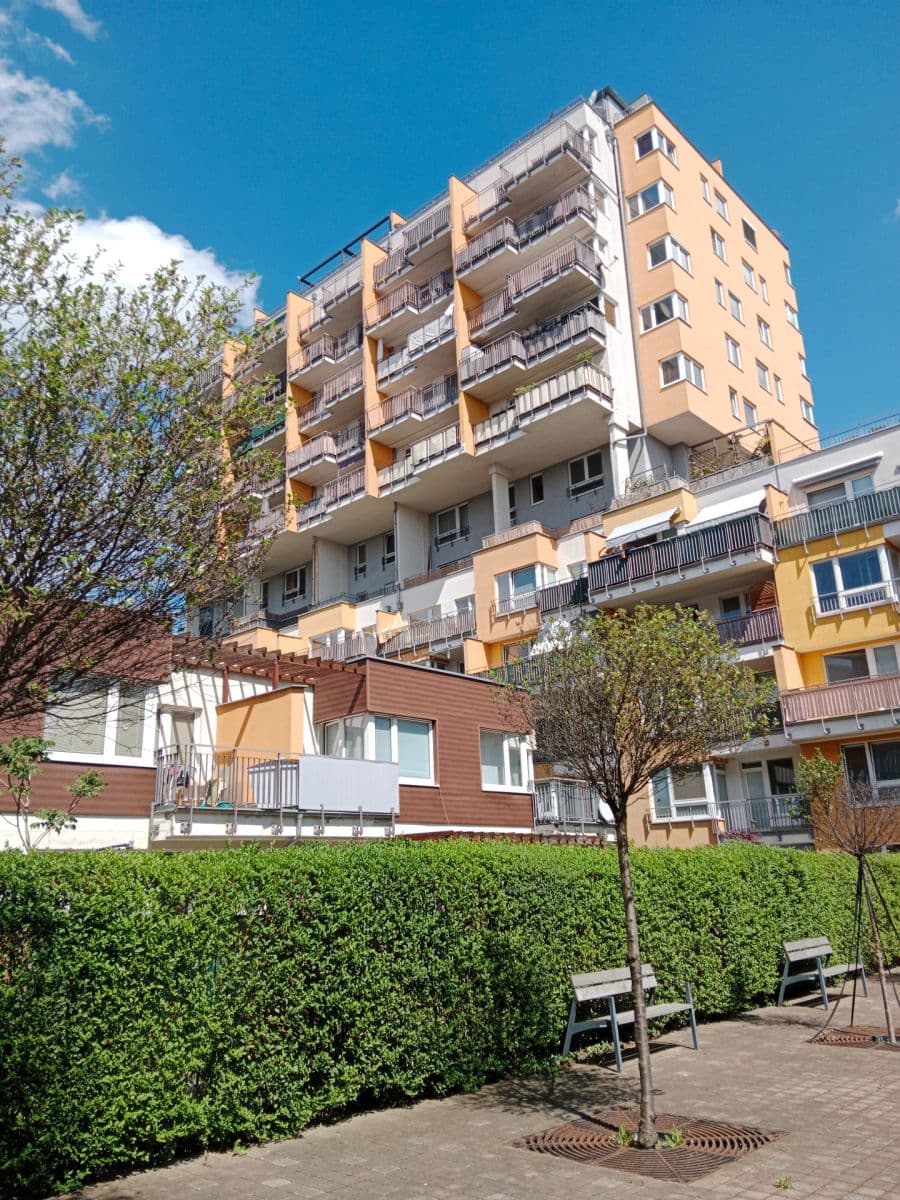 Predaj bytu 2-izbový 50 m², Pod Harfou, Praha, Praha Predaj bytu 2-izbový 50 m², Pod Harfou, Praha, Praha